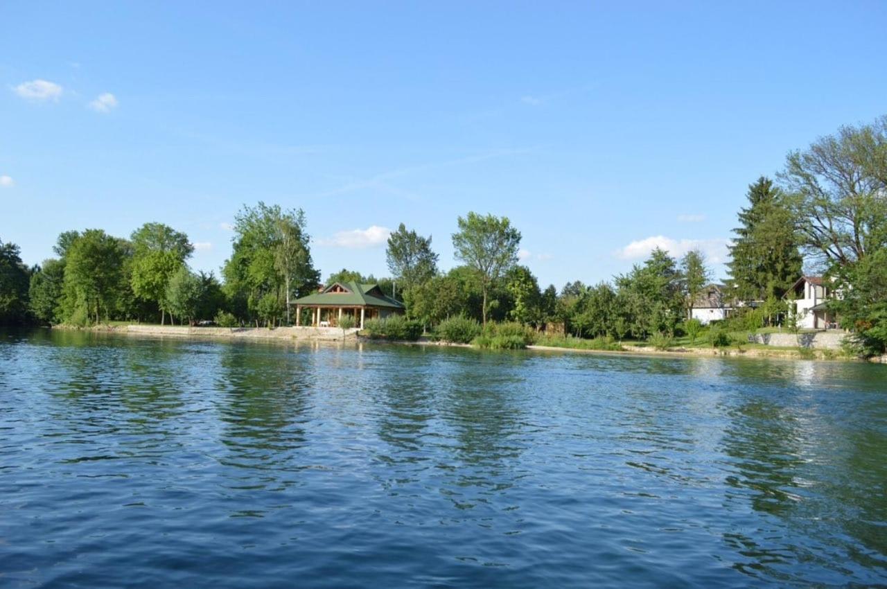 Villa My Island Bihać エクステリア 写真