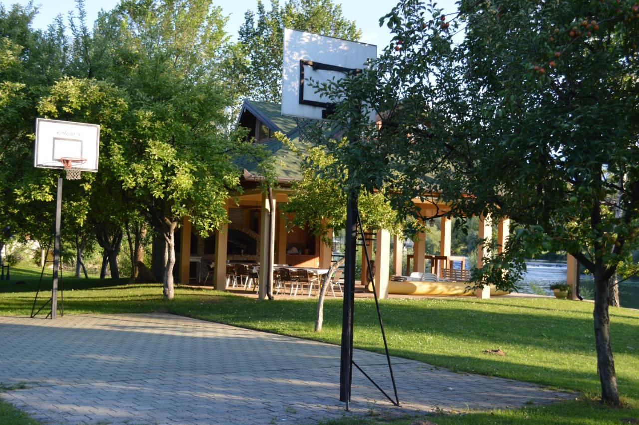 Villa My Island Bihać エクステリア 写真