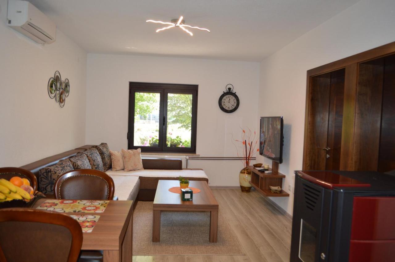 Villa My Island Bihać エクステリア 写真