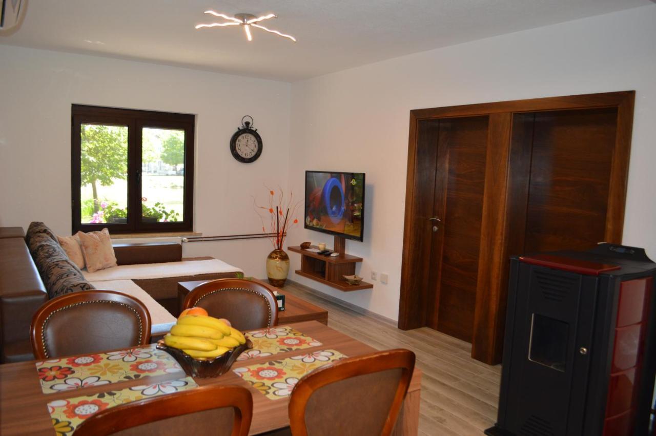 Villa My Island Bihać エクステリア 写真